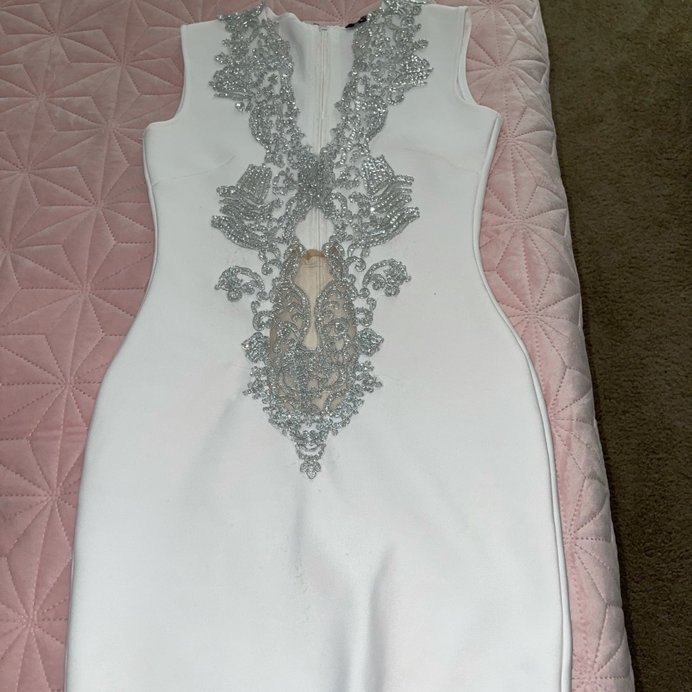 WHITE BANDAGE DRESS SOLID BACK